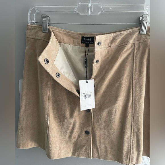Bardot Revolve Blondie Suede Circle Skirt NWT - Picture 6 of 7